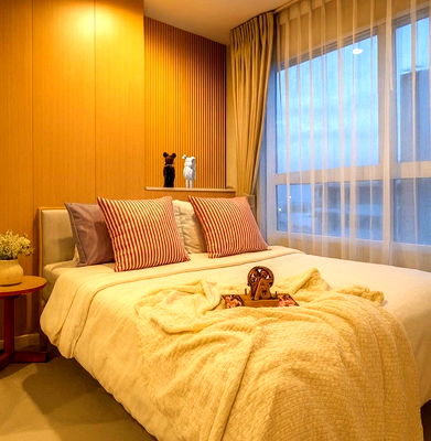 Condos for sale Jomtien Sai 2 : Beach front condo Lumpini Park beach Jomtien pattaya 