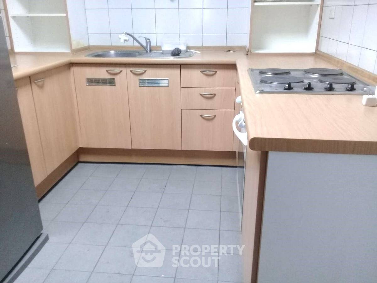 รูป คอนโด 2-ห้องนอน ที่ ออลซีซั่น แมนชั่น คอนโดมิเนียม ใกล้ BTS เพลินจิต (ID 2440468) - รูปที่ 10/11