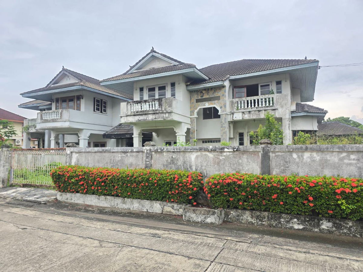 รูป บ้านเดียวหลังใหญ่ 2 หลัง ติดกัน หมู่บ้าน ปรีชา ซอยสุวินทวงศ์34 ทำเลดี ตามสภาพ เนื้อที่เยอะมาก - รูปที่ 1/20