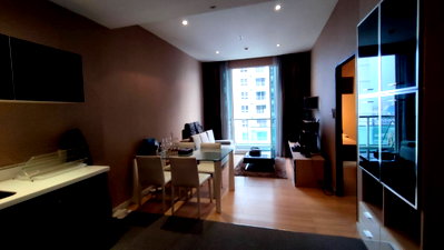 Condos for rent : FOR RENT-- 1 BEDROOM 53 SQ.M -- READY TO MOVE IN -- CALL NOW 094-641-5974