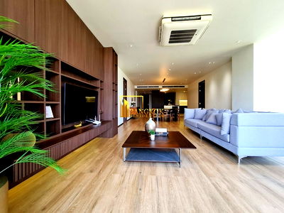 เช่ากิจการ สุขุมวิท ตอนกลาง : Impressive 3 Bedroom Luxury Apartment in Phrom Phong Area - BR21041AP