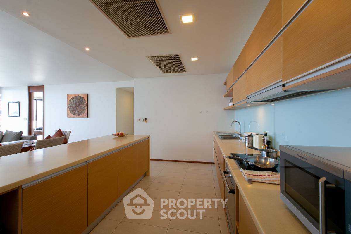 2-BR Condo at The Heights Phuket Condominium in Karon (ID 2064767) - image 4