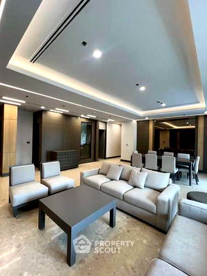 Condos for rent Pathum Wan : 3-BR Condo at Royal Residence Park near BTS Phloen Chit (ID 2341055)