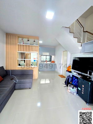 ทาวน์โฮมให้เช่า : เช่า บ้าน 3 ชั้น หมู่บ้าน กลางเมืองศรีนครินทร์ อ่อนนุช เฟอร์นิเจอร์ครบพร้อมเข้าอยู่