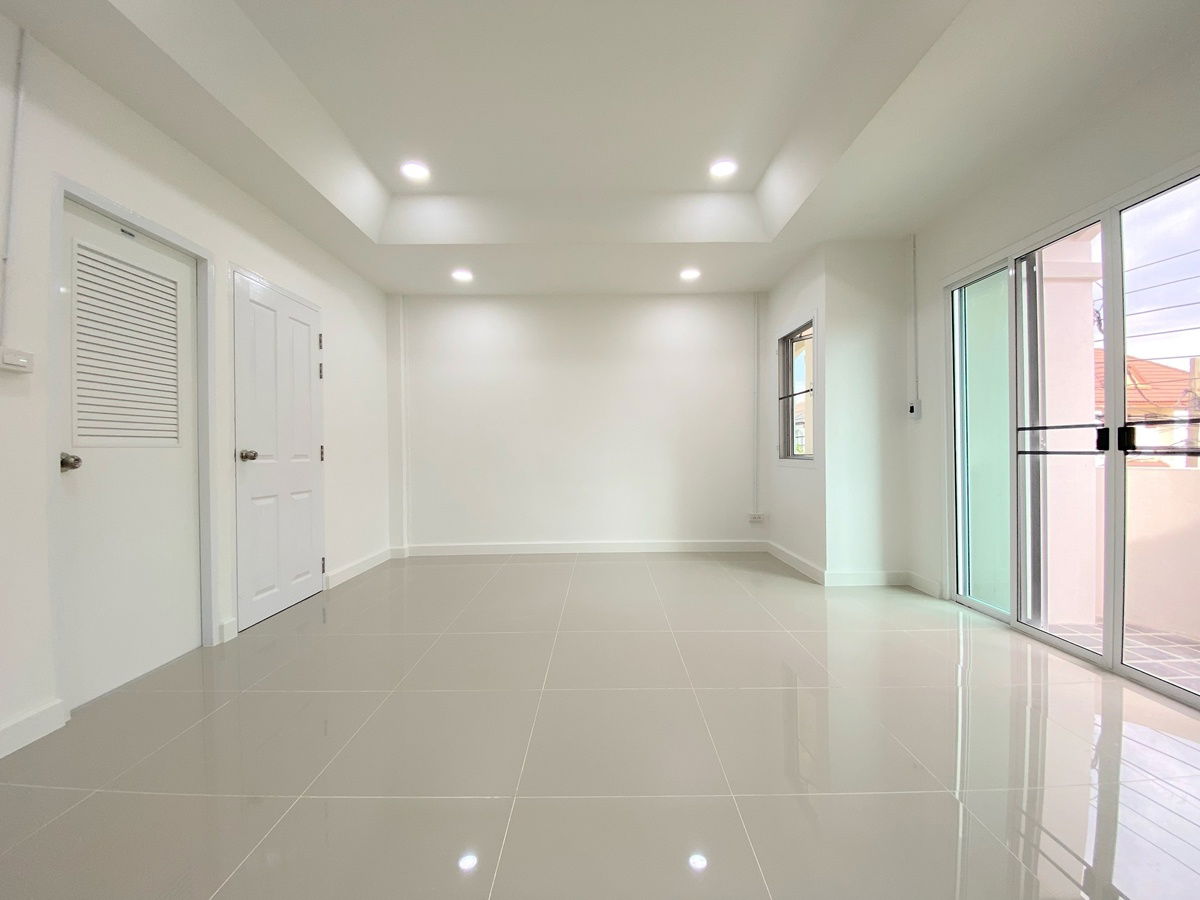 รูป ขาย ทาวน์เฮ้าส์ 2 ชั้น หมู่บ้านร่มโพธิ์ เนื้อที่ 20 ตร.ว. อ.บางบัวทอง จ.นนทบุรี - รูปที่ 8/13