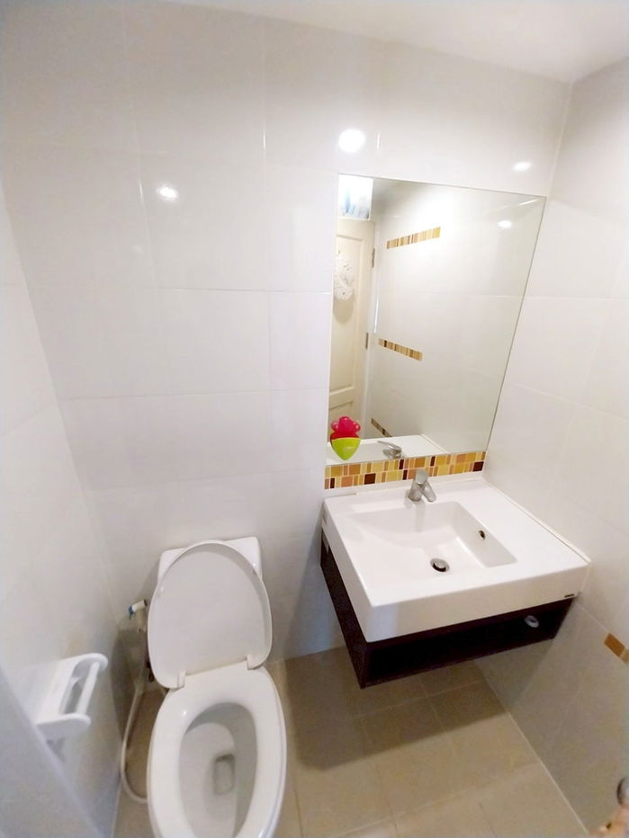 รูป เช่า!!! เด็น วิภาวดี คอนโดมิเนียม (ราคาไม่แพง!!!) ทำเล!!! ใกล้สนามบิน - รูปที่ 11/13