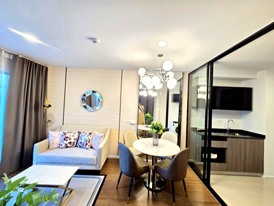 ขายคอนโด : ขาย 2 ห้องนอน คอนโดดิ ออริจิ้น รัชดา – ลาดพร้าว วิวสระว่ายน้ำ ตกแต่งครบ เพียง 1 นาทีถึงสถานีลาดพร้าว (สายสีเหลือง)