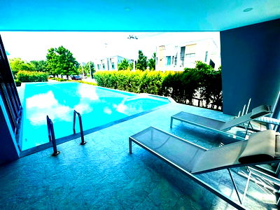 Townhouses for rent บิ๊กซี บางพลี : IKEA Bangna 1.7 km. Premium townhome for rent 2-storey 18 sq.wa. 150 sq.m. fully furnished 3 bed 2 b