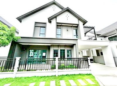 บ้านเดี่ยวให้เช่า : ให้เช่าบ้านเซนโทร บางนา เฟส2 (CENTRO Bangna Phase 2) ใกล้เมกา บางนา