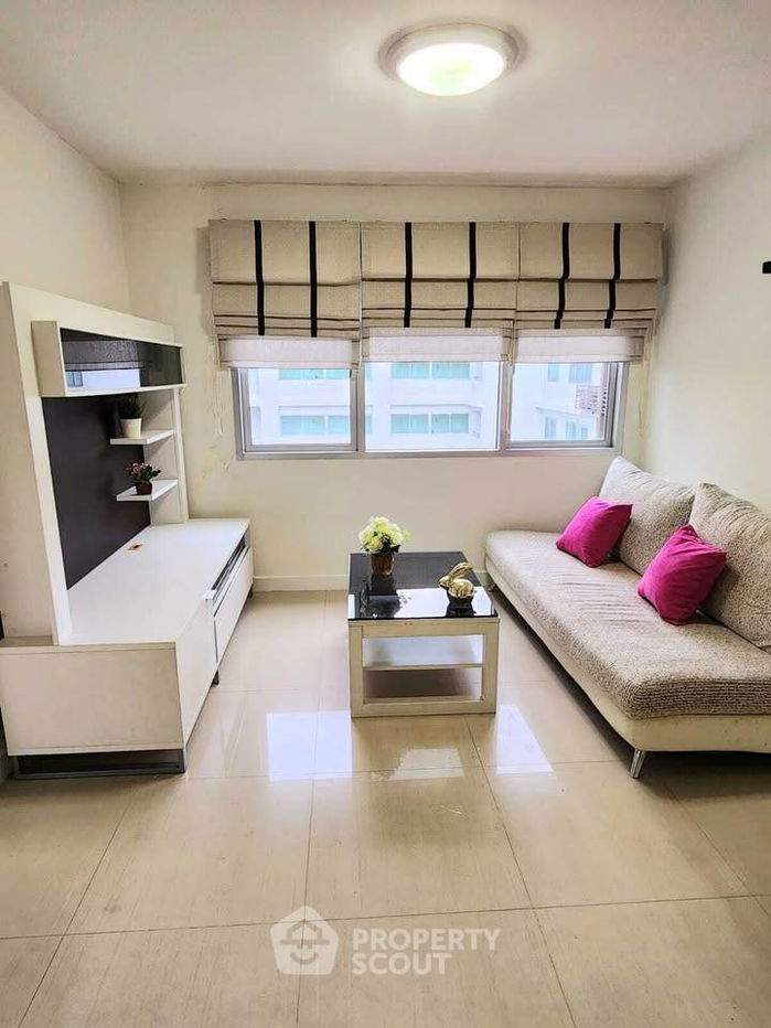 รูป คอนโด 1-ห้องนอน ที่ คอนโด วัน ทองหล่อ สเตชั่น ใกล้ BTS ทองหล่อ (ID 2446433) - รูปที่ 2/9