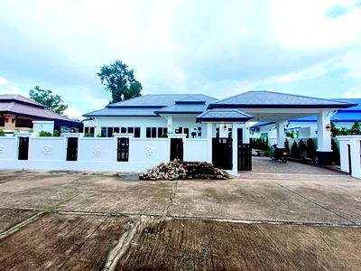 ขายบ้านแฝด : ขายบ้านแฝดพัทยา 3.6 ล้าน หมู่บ้านคลาสสิคโฮม 2