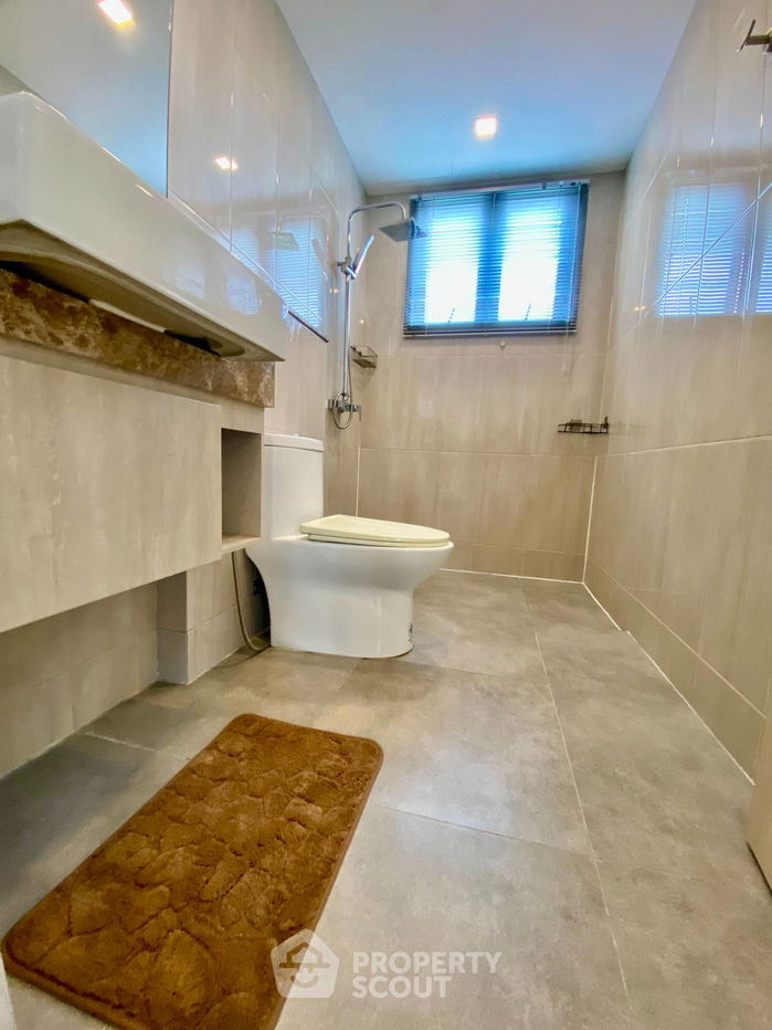 รูป คอนโด 2-ห้องนอน ที่ เดอะ จีเวล คอนโดมิเนี่ยม ใกล้ ถนนพระตำหนัก พัทยา (ID 2445693) - รูปที่ 16/48