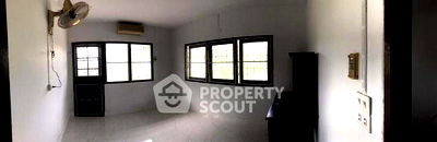 Houses for sale Lat Phrao : 4-BR House in Chorakhe Bua (ID 2426377)