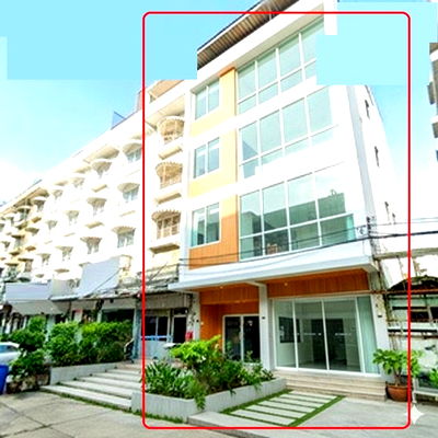 Shophouses for rent Lat Phrao Wang Hin Road : Rattana Bundit University 1.2km. 15bath 15bed 3-4 parking spaces MRT LatPhrao101 300m. Commercial bu