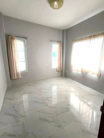 รูป ขายบ้านเดี่ยวชั้นเดียว   2 ห้องนอน 2 ห้องน้ำ 1  ห้องครัว  1  ที่จอดรถ - รูปที่ 6/8