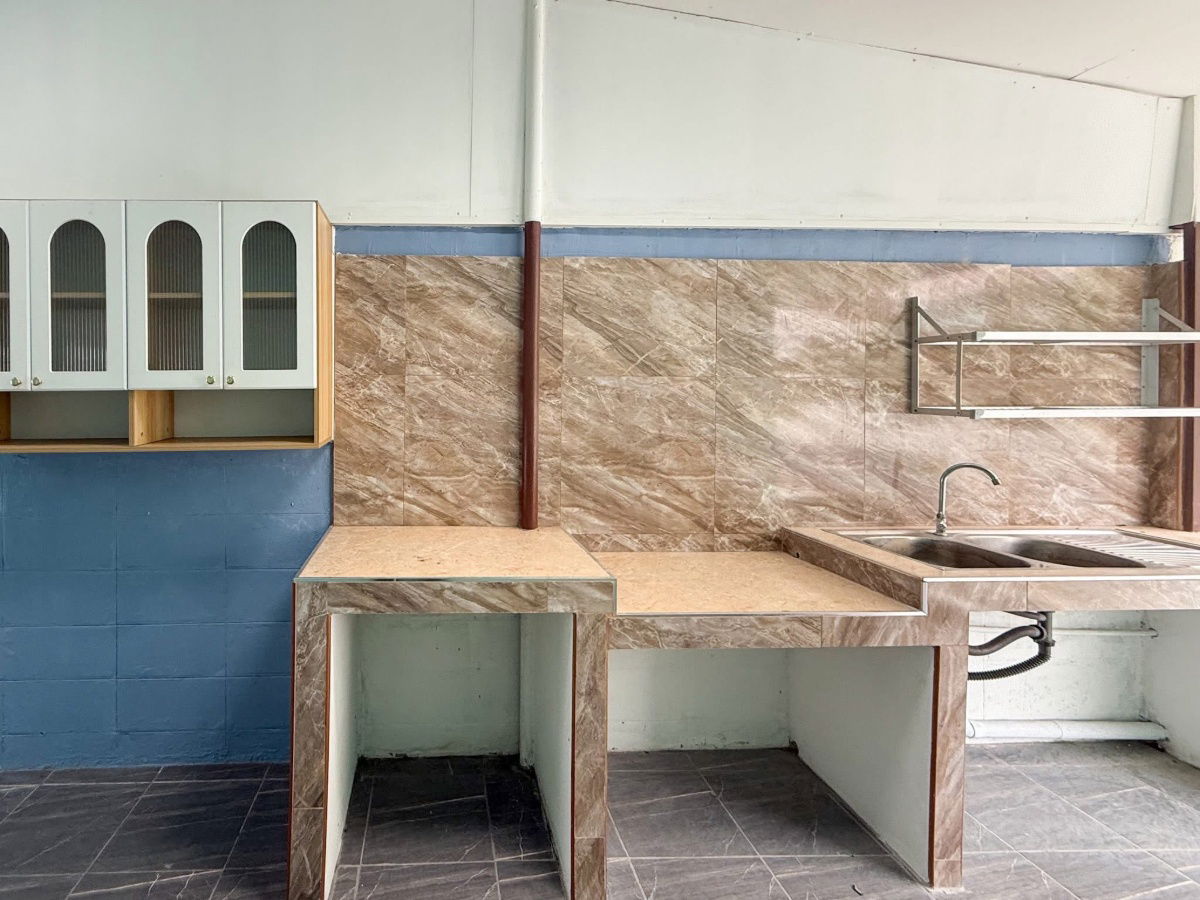 รูป ให้เช่าบ้านเดี่ยว หลังใหญ่ 4 ห้องนอน พื้นที่เยอะ สหกรณ์ เสรีไทย 57 พร้อมอยู่ 📞097-2161939 - รูปที่ 13/28