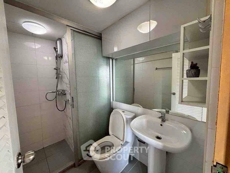 picture 3-BR Condo at Silom Suite Condominium near BTS Saint Louis (ID 2353567) - 10/10