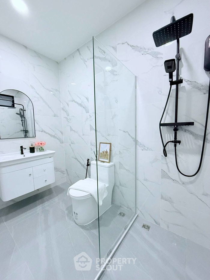 picture 3-BR House close to East Pattaya (ID 2440464) - 1/7