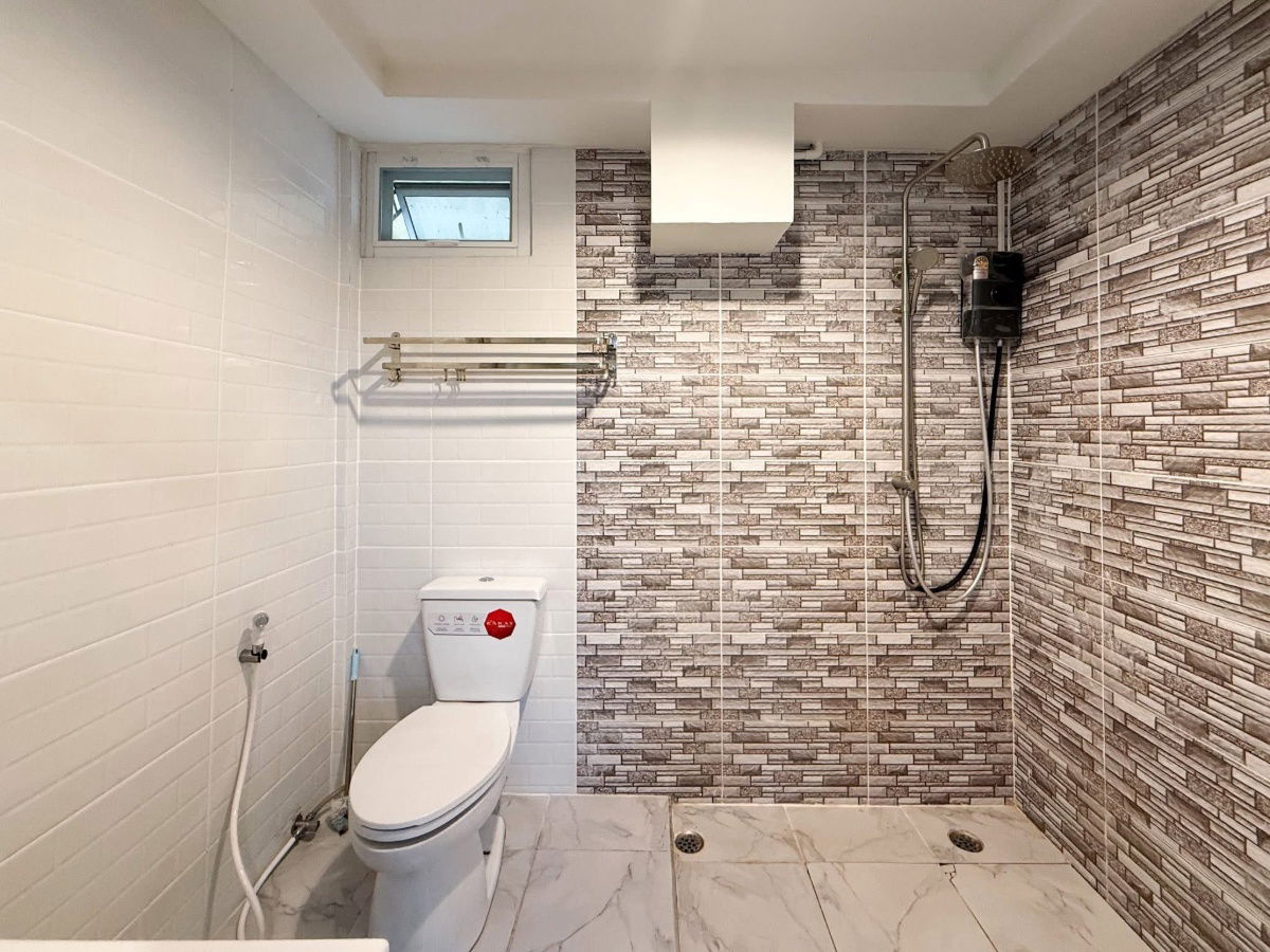 รูป ให้เช่าบ้านเดี่ยว หลังใหญ่ 4 ห้องนอน พื้นที่เยอะ สหกรณ์ เสรีไทย 57 พร้อมอยู่ 📞097-2161939 - รูปที่ 26/28