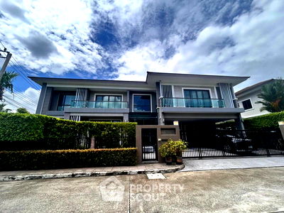 บ้านเดี่ยว กรุงเทพมหานคร : บ้าน 5-ห้องนอน ที่ เดอะ ปาล์ม พัฒนาการ ใน สวนหลวง (ID 2248693)