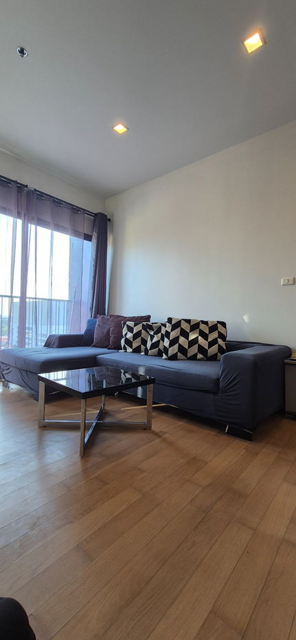 picture Room for rent Noble Reveal.... - 7/21