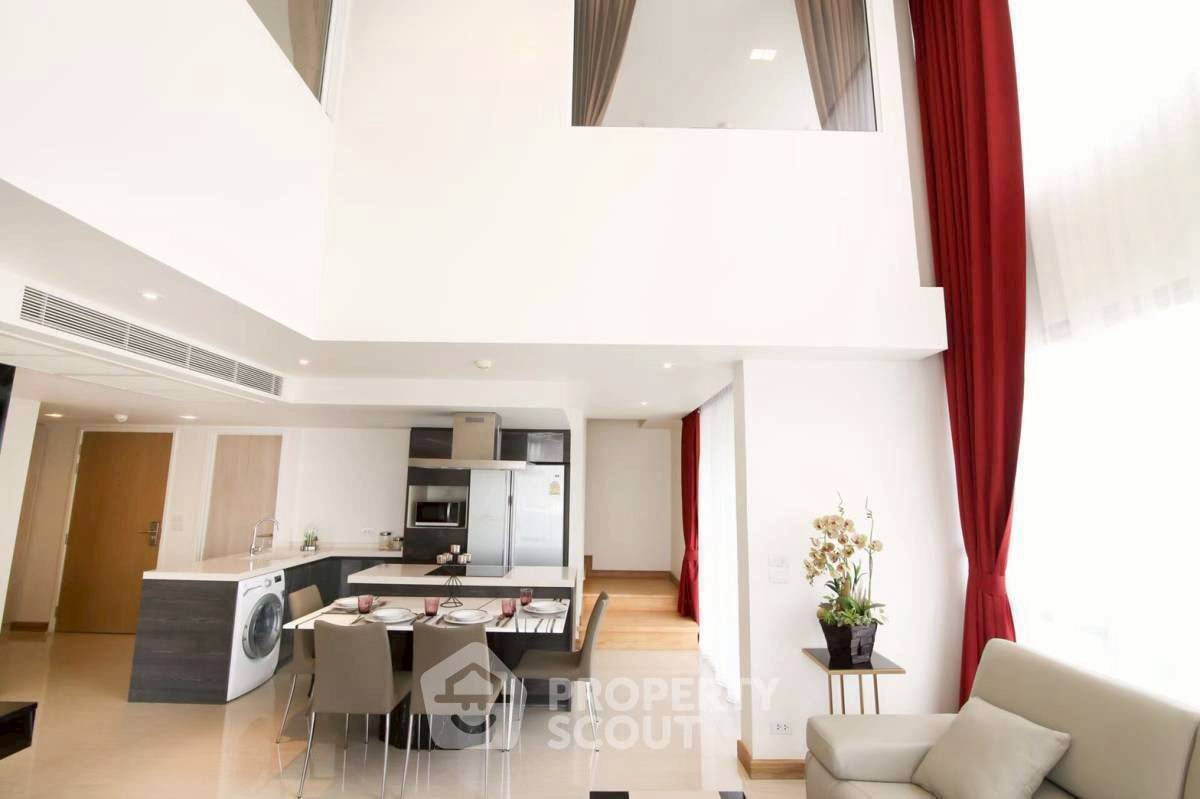 รูป คอนโด 2-ห้องนอน ที่ ดาวน์ทาวน์ 49 สุขุมวิท ใกล้ BTS พร้อมพงษ์ (ID 2359773) - รูปที่ 4/10