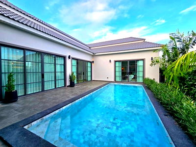 บ้านเดี่ยว ถนนพรประภานิมิต : ขายพลูวิลล่าชั้นเดียว 121 ตรว. พัทยา - หนองปรือ 13.9 ล้าน