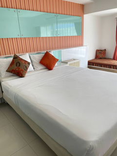 ขายคอนโดหัวหิน ติดถนนใหญ่ วิวทะเล ตกแต่งพร้อมสไตล์โรงแรม