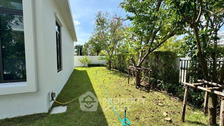 ขายบ้านเดี่ยว 5 ห้องนอน 338 ตร.ม. 142.5 ตร.ว. เขตบางขุนเทียน