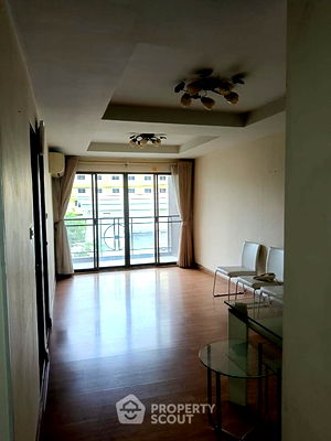 ขายคอนโด : คอนโด 1-ห้องนอน ที่ เลอ ชาโตว์ คอนโดมีเนียม พระราม 9 ใกล้ ARL รามคำแหง (ID 2445018)