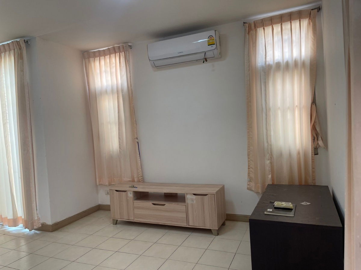 picture 2-Storey Townhouse for Sale in Pruksa Ville 2, Don Mueang – Ready to Move In - 7/15