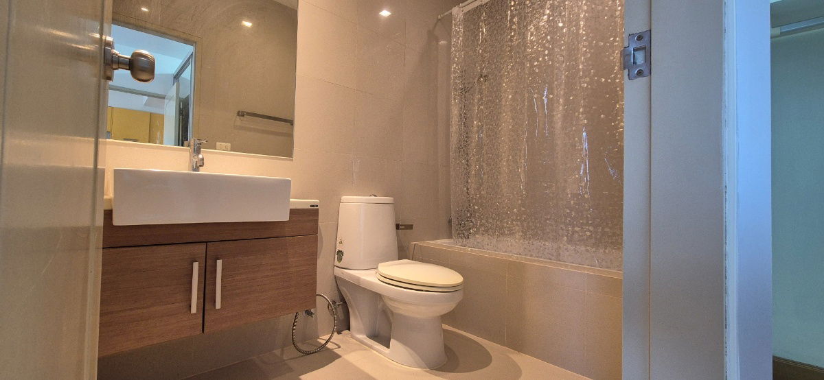 picture Room for rent Noble Reveal.... - 19/21