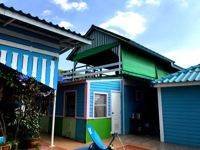 บ้านเดี่ยว เมืองปราจีนบุรี ปราจีนบุรี : ขายบ้านทรงรีสอร์ท ใกล้เขา ติดลำธาร จังหวัดปราจีนบุรี