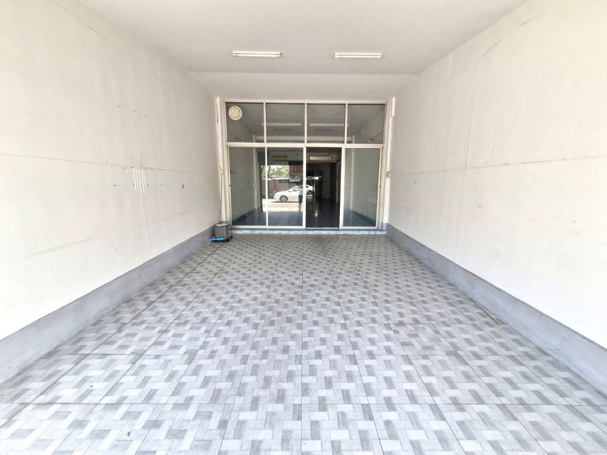 รูป ให้เช่า อาคารพาณิชย์ หน้าหมู่บ้านมโนรมย์ 4 ทำเลดี ติดตลาด ราคาถูก ถนนเลียบคลองสอง - รูปที่ 4/30