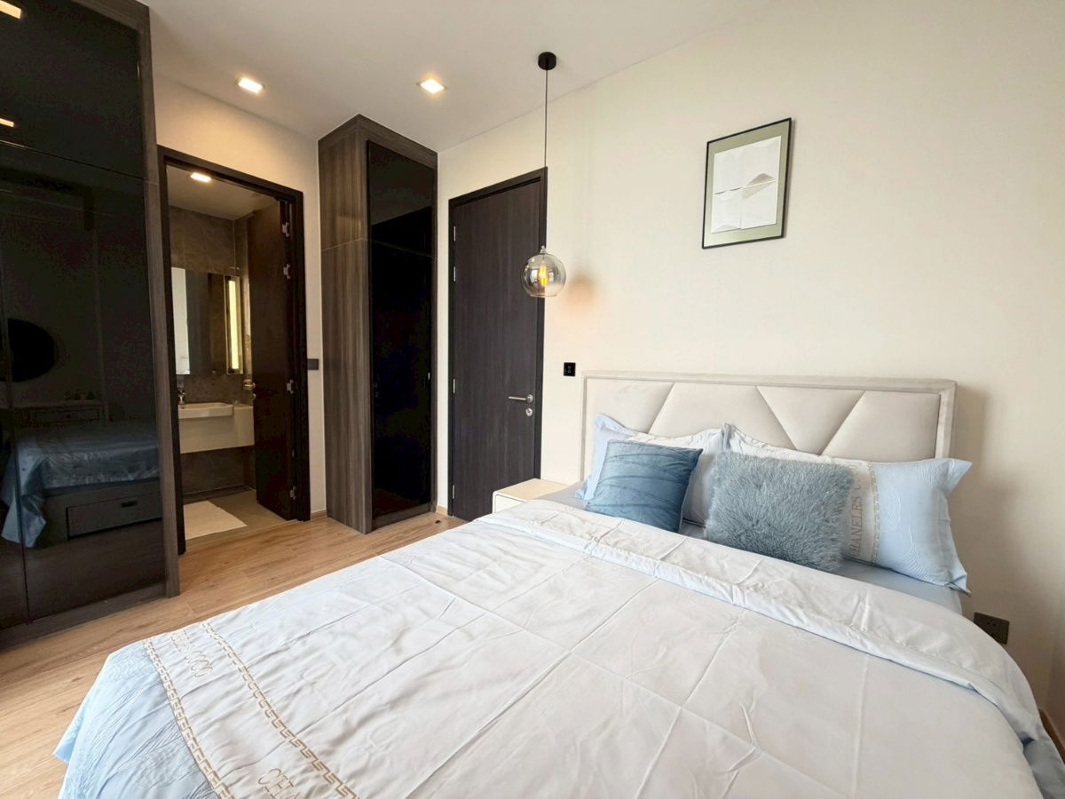 picture Noble Around Ari Brand New 1 Bedroom Corner Room on High Floor Take Pearl Bangkok View - 7/12