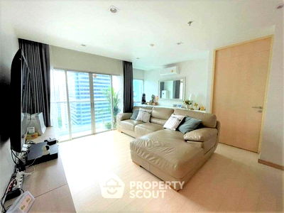 เช่าคอนโด รร.อัสสัมชัญ คอนแวนต์ สีลม : คอนโด 3-ห้องนอน ที่ สีลม สวีท คอนโดมิเนียม ใกล้ BTS เซนต์หลุยส์ (ID 2445348)