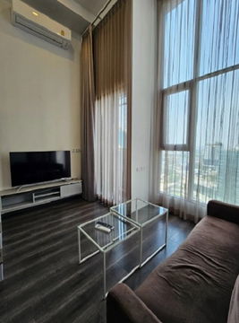 ให้เช่า Knightsbridge Space รัชโยธิน แบบ Duplex 2 ชั้น มี 1 ห้องนอน 38 ตรม. ชั้น 27 ห้องสวย พร้อมอยู่