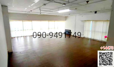 สำนักงานให้เช่า : เช่า ออฟฟิศ อาคารสุขุมวิทสวีท ชอยสุขุมวิท 13 ใกล้สถานีรถไฟฟ้า BTS นานา