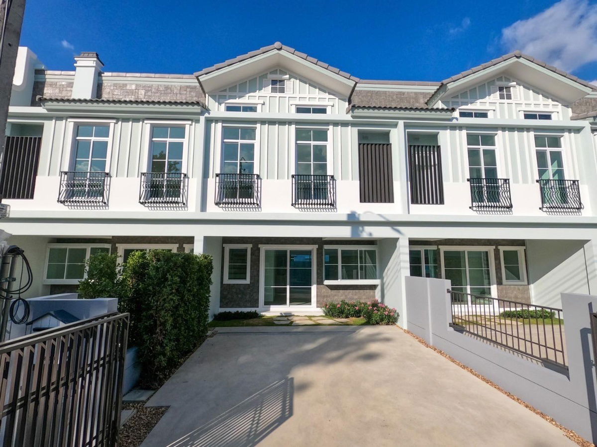 รูป 🏡 ให้เช่าบ้าน Indy 2 บางนา - รามคำแหง 2  หลังมุม 2 ชั้นครึ่ง (มีชั้นลอย) มีสวนในรั้ว  - รูปที่ 2/11