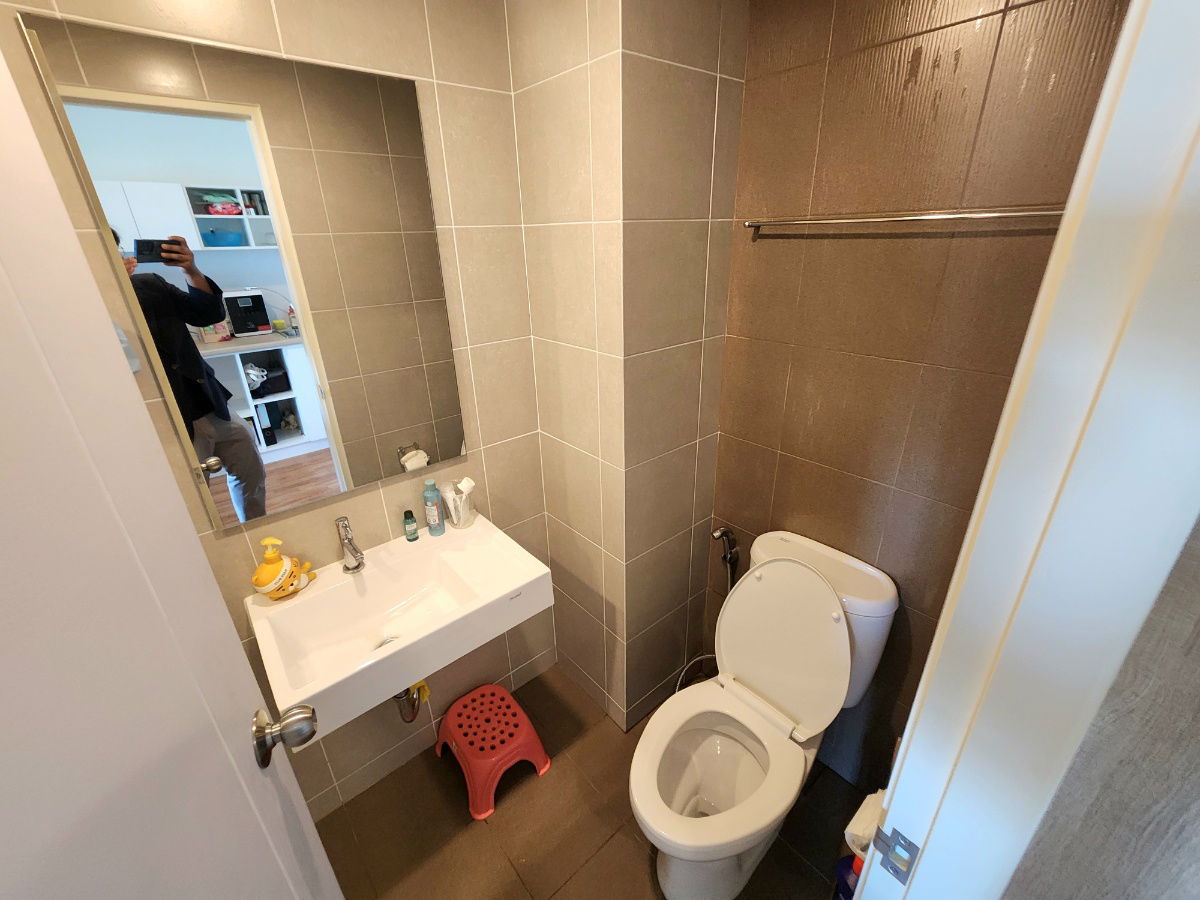 รูป **ห้องนี้ว่างครับผม สภาพใหม่มาก**ให้เช่า ลุมพินี พาร์ค บรม-สิรินธร ห้องสวย วิวดีมากๆ ครัวปิดแยกเป็นสัดส่วน พร้อมอยู่แล้ว มีรถรับส่งMRT สิรินธร - รูปที่ 18/58