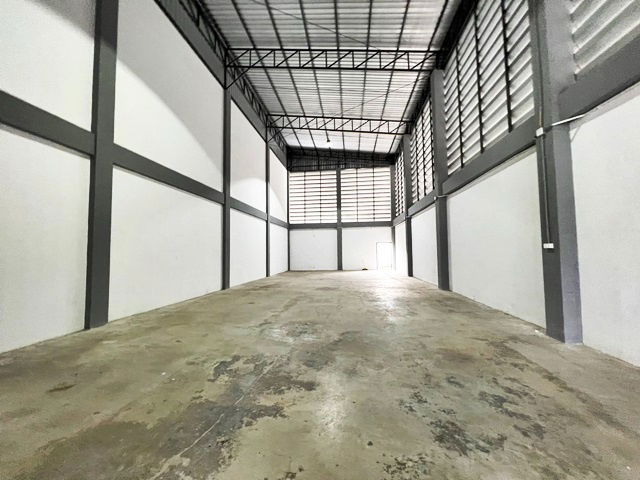 รูป AR023 ให้เช่าโรงงาน-โกดัง พร้อมสำนักงาน 2 ชั้น ขนาดพื้นที่ใช้สอย 400 ตารางเมตร ใกล้บางบอน 5 แครายกระทุ่มแบน สมุทรสาคร - รูปที่ 4/6