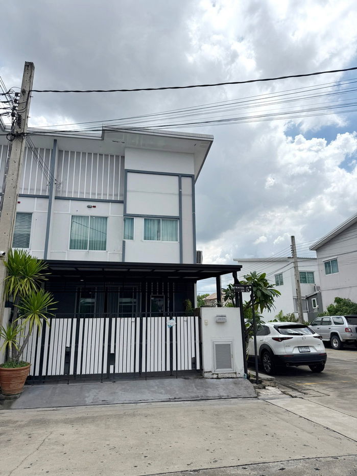 รูป 🚩 ทาวน์โฮม สุดหรู หลังมุม ขนาด 22.7 ตารางวา แต่งสวย ✨ - รูปที่ 44/73