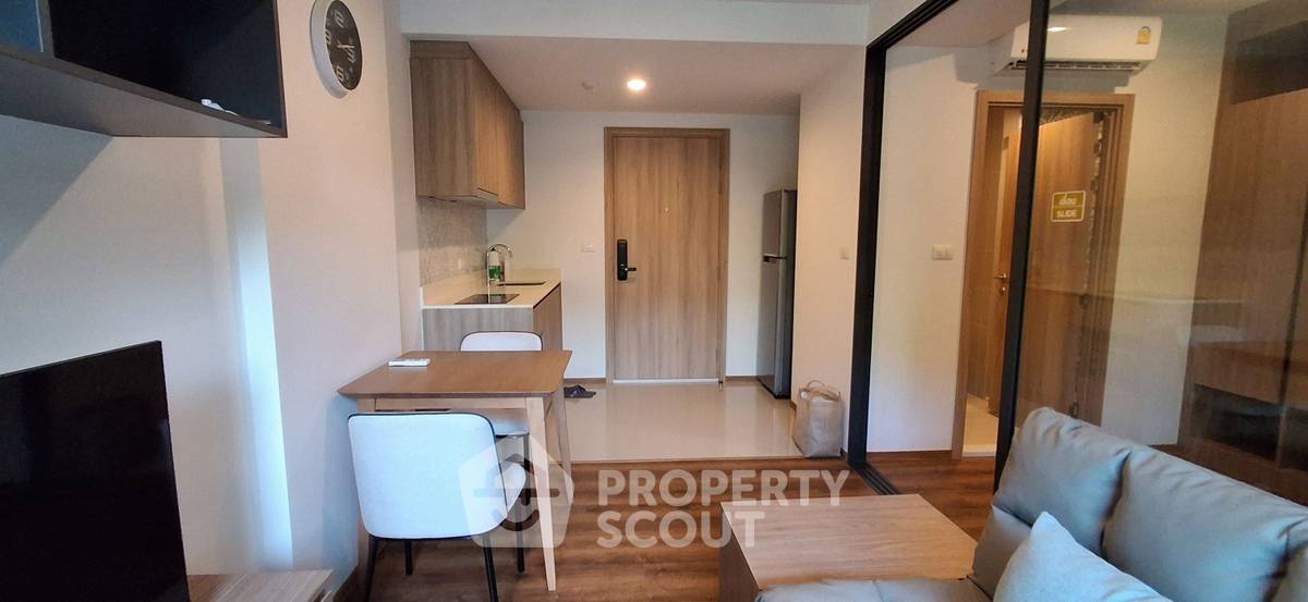 picture 1-BR Condo at La Habana Hua Hin close to Vana Nava Water Jungle (ID 2446876) - 3/11