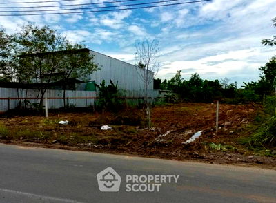 Land for sale Lumlukka Road : 1,028 m² Land for Rent and Sale in Sam Wa Tawan Ok (ID 2435449)
