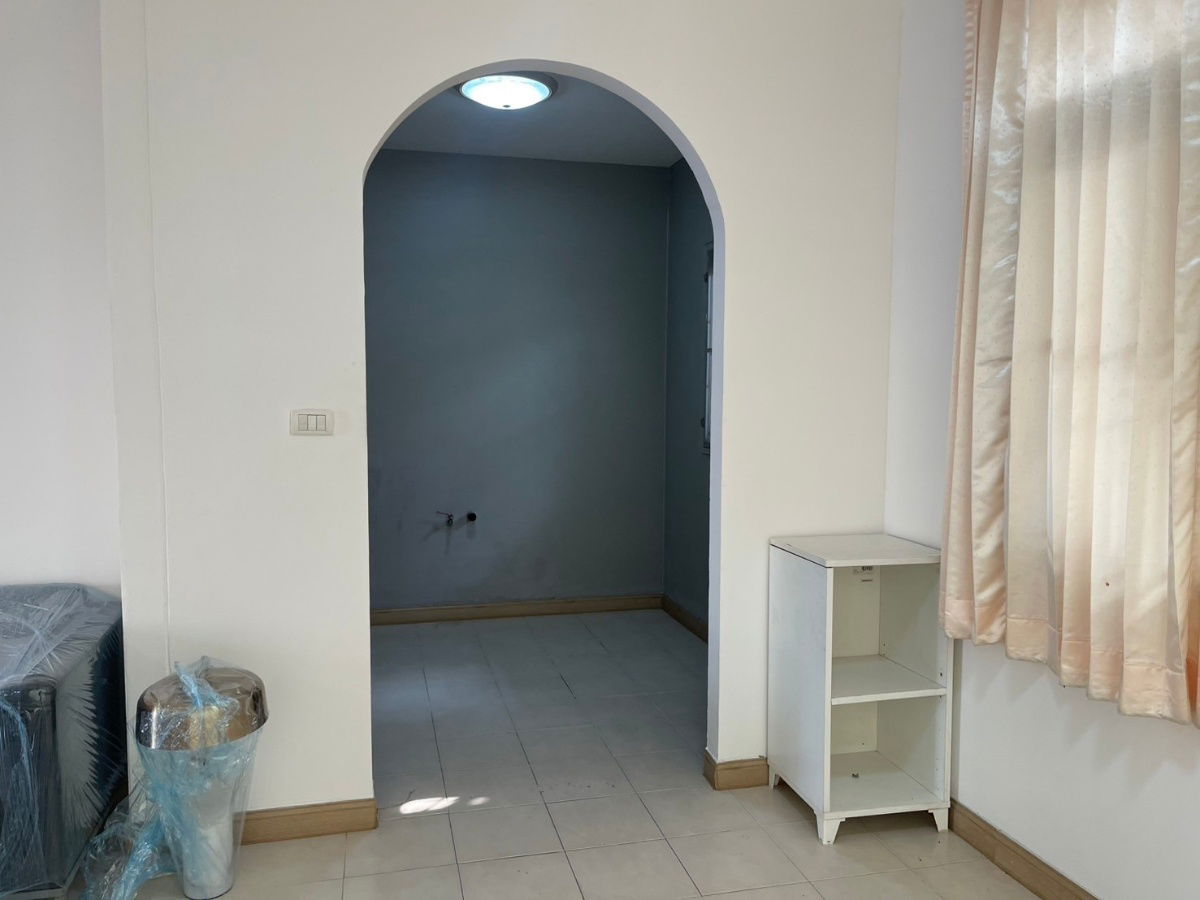 picture 2-Storey Townhouse for Rent in Pruksa Ville 2, Don Mueang – Ready to Move In - 8/15