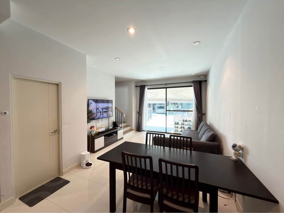 รูป ขายทาวน์โฮม 3 ชั้น หมู่บ้าน บ้านกลางเมือง ดิ เอร่า ปิ่นเกล้า-จรัญฯ. 20 ตารางวา - รูปที่ 2/11