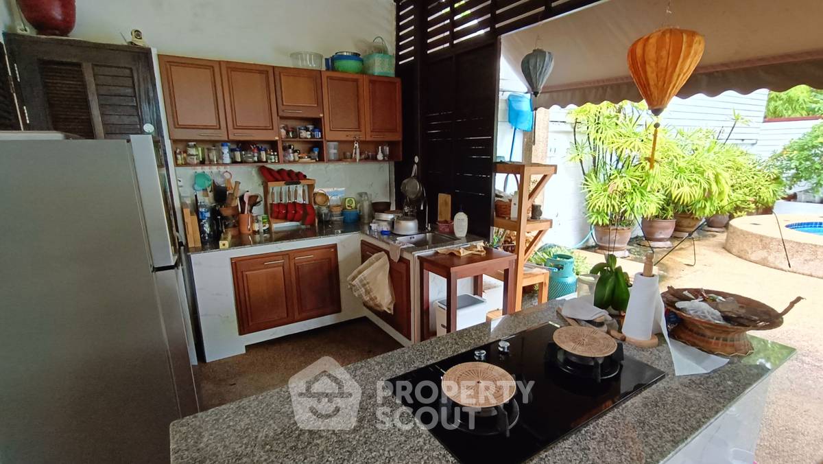 picture Spacious 3-BR Villa at Baan Chawa (ID 1346588) - 7/28