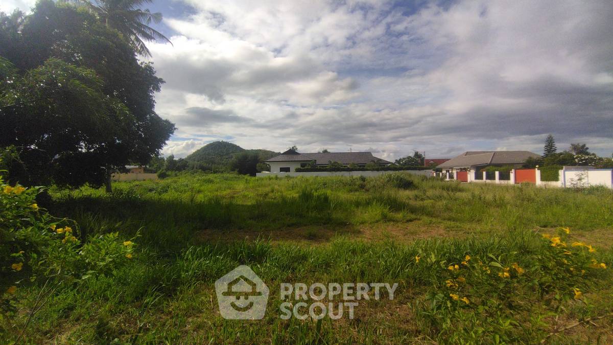 รูป ที่ดินสำหรับปล่อยขาย 1,477 ตารางเมตร แถว ใกล้ เสน่ห์บีช หัวหิน (ID 1297032) - รูปที่ 6/12