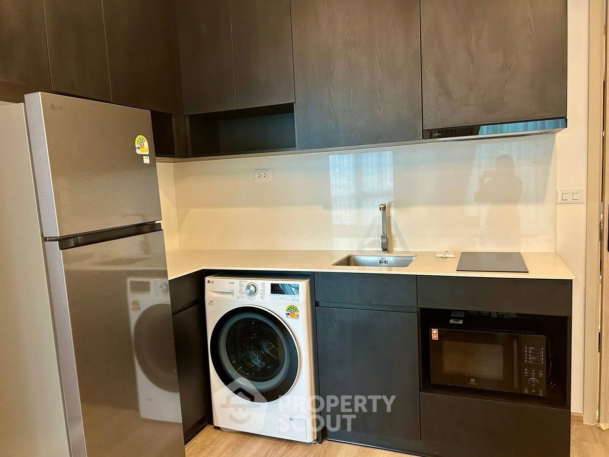 รูป คอนโด 2-ห้องนอน ที่ นิว ดิสทริค อาร์9 ใกล้ MRT พระราม 9 (ID 2447865) - รูปที่ 6/14