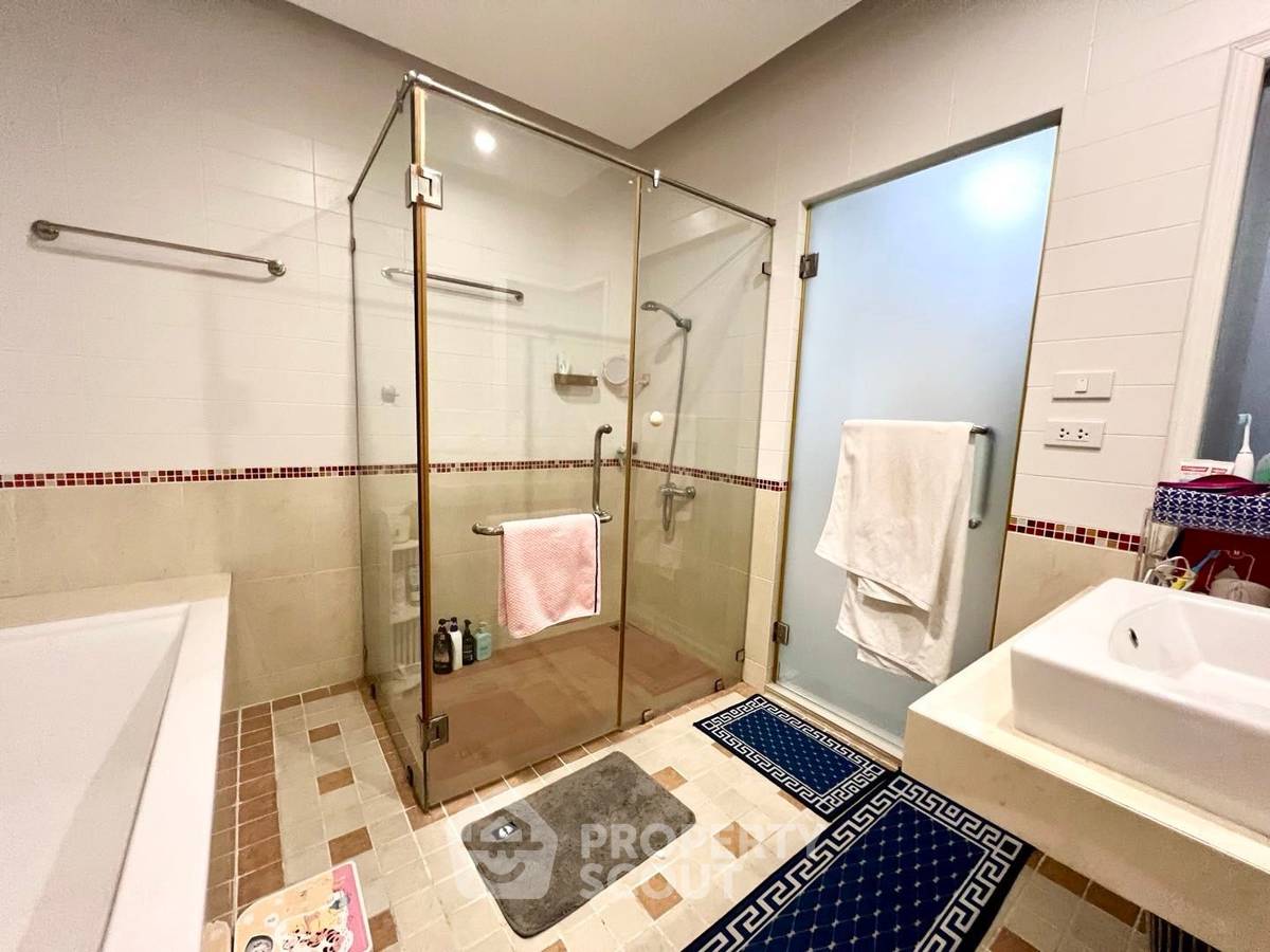 รูป บ้าน 3-ห้องนอน ใกล้ พัทยาตะวันออก (ID 1650315) - รูปที่ 10/25